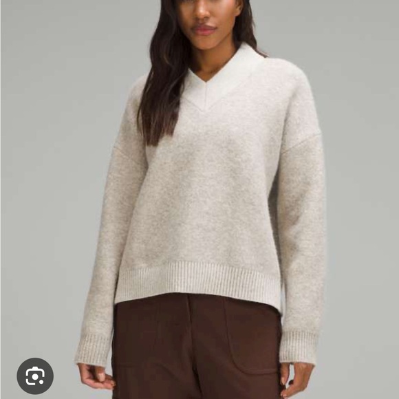 Lululemon alpaca wool blend v neck sweater - Picture 1 of 3
